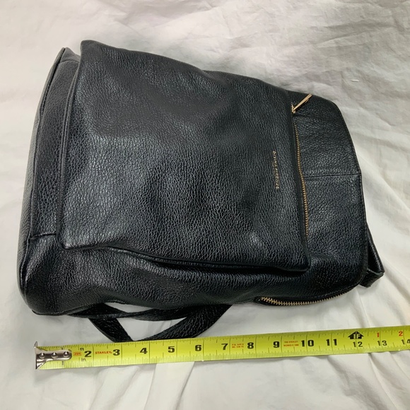 Divina Firenze Black Leather Backpack - Picture 4 of 11